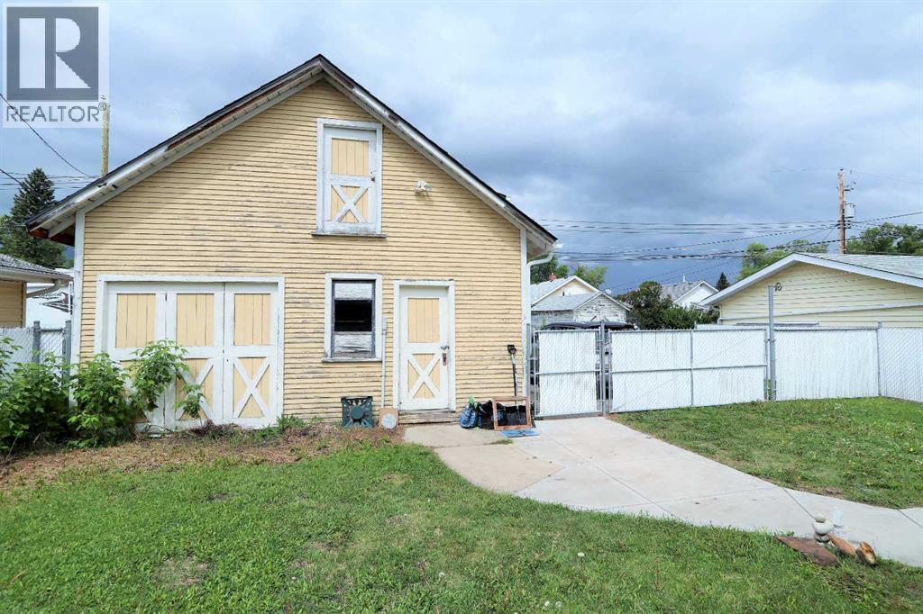 5224 51 Avenue, Ponoka, Alberta  T4J 1H8 - Photo 22 - A2320696