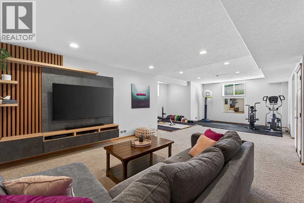 36 Somerside Bay SW, Calgary, Alberta T2Y 4K6 - Photo 33 - A2316515