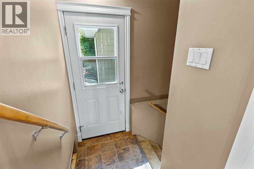 10731 Maplebend Drive Se, Calgary, Alberta  T2J 1X3 - Photo 33 - A2318752
