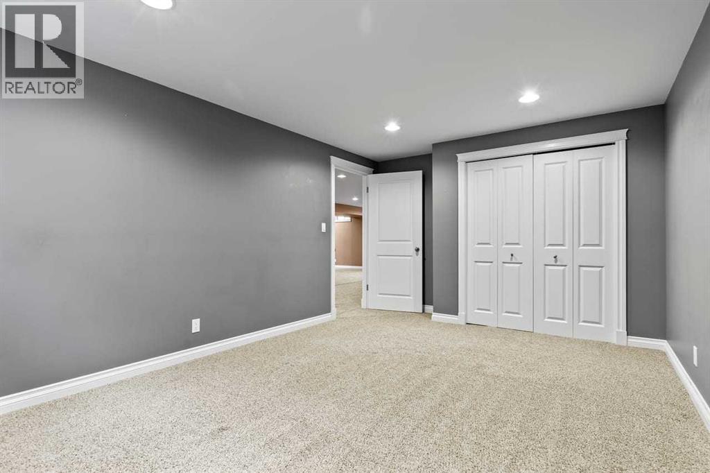 10731 Maplebend Drive Se, Calgary, Alberta  T2J 1X3 - Photo 38 - A2318752