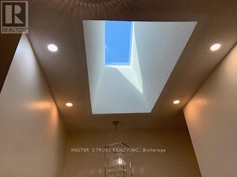 119 Snowdon Circle, Markham, Ontario L3P 7S6 - Photo 2 - N13440776