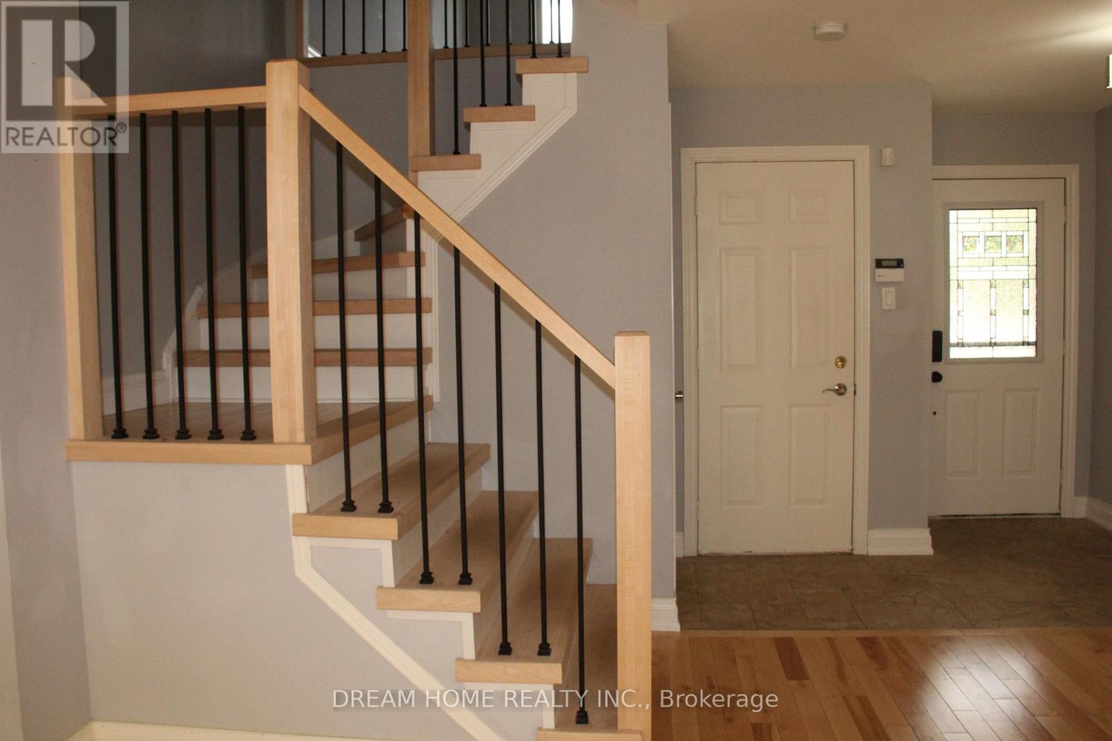 50 Pickett Crescent, Barrie, Ontario L4N 8B8 - Photo 15 - S13440746