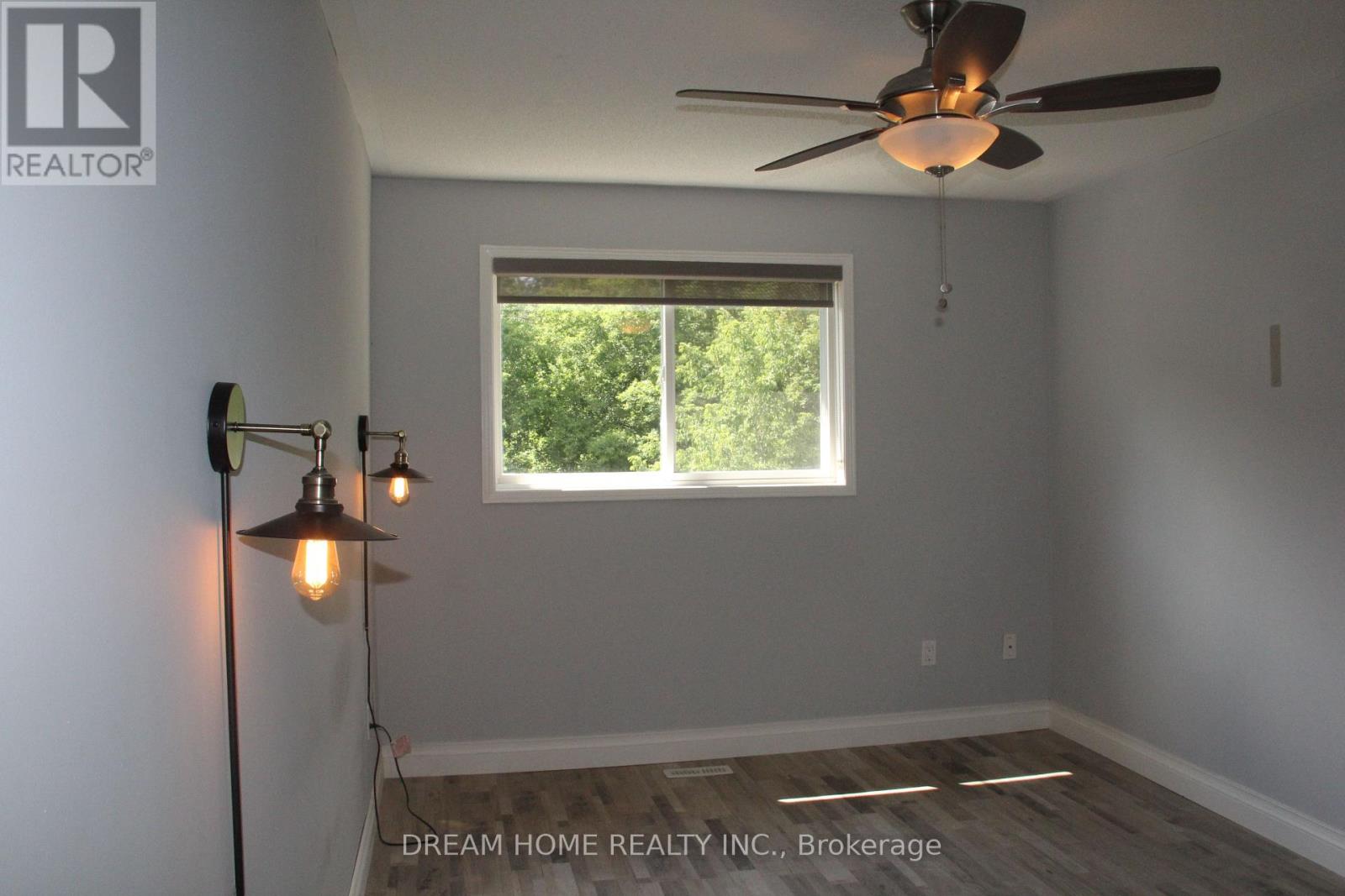 50 Pickett Crescent, Barrie, Ontario L4N 8B8 - Photo 17 - S13440746