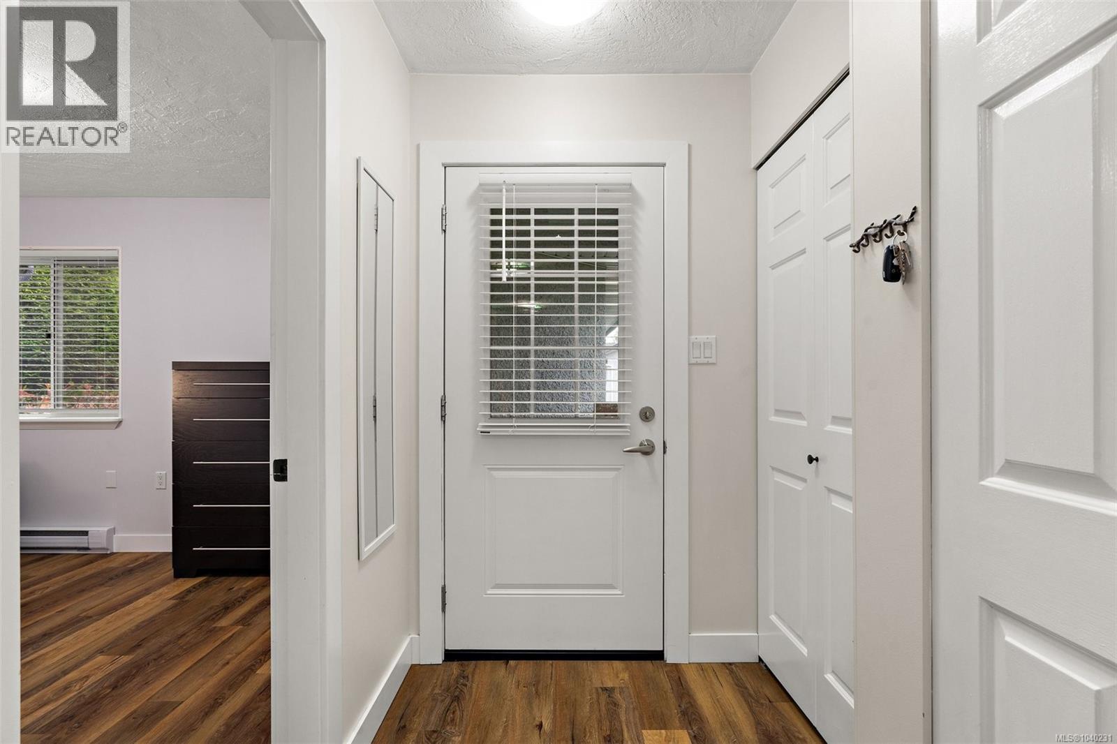 52 2070 Amelia Ave, Sidney, British Columbia  V8L 4X6 - Photo 4 - 1040231