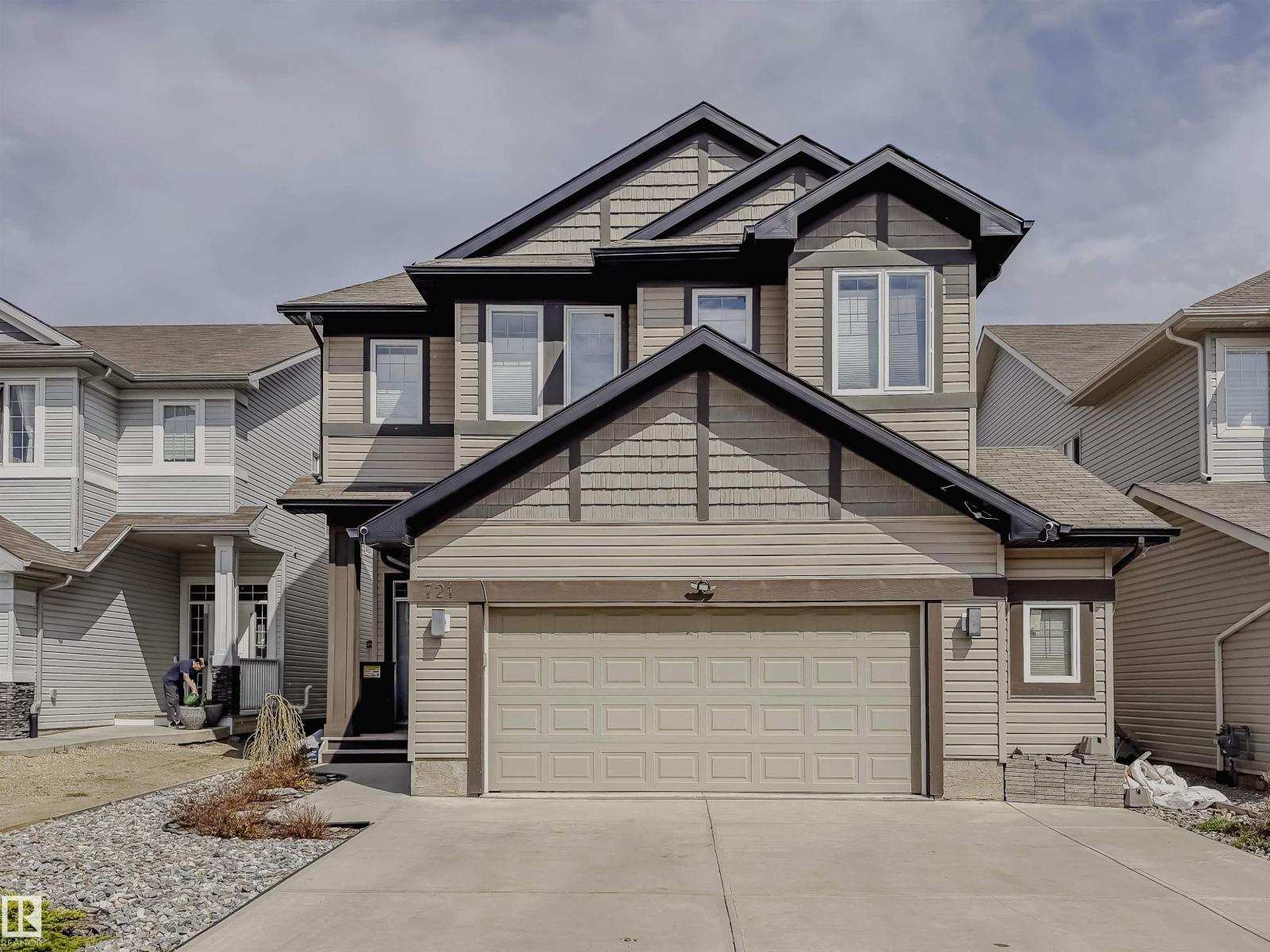 721 178a St NW, Edmonton, Alberta  T6W 2S6 - Photo 2 - E4493562