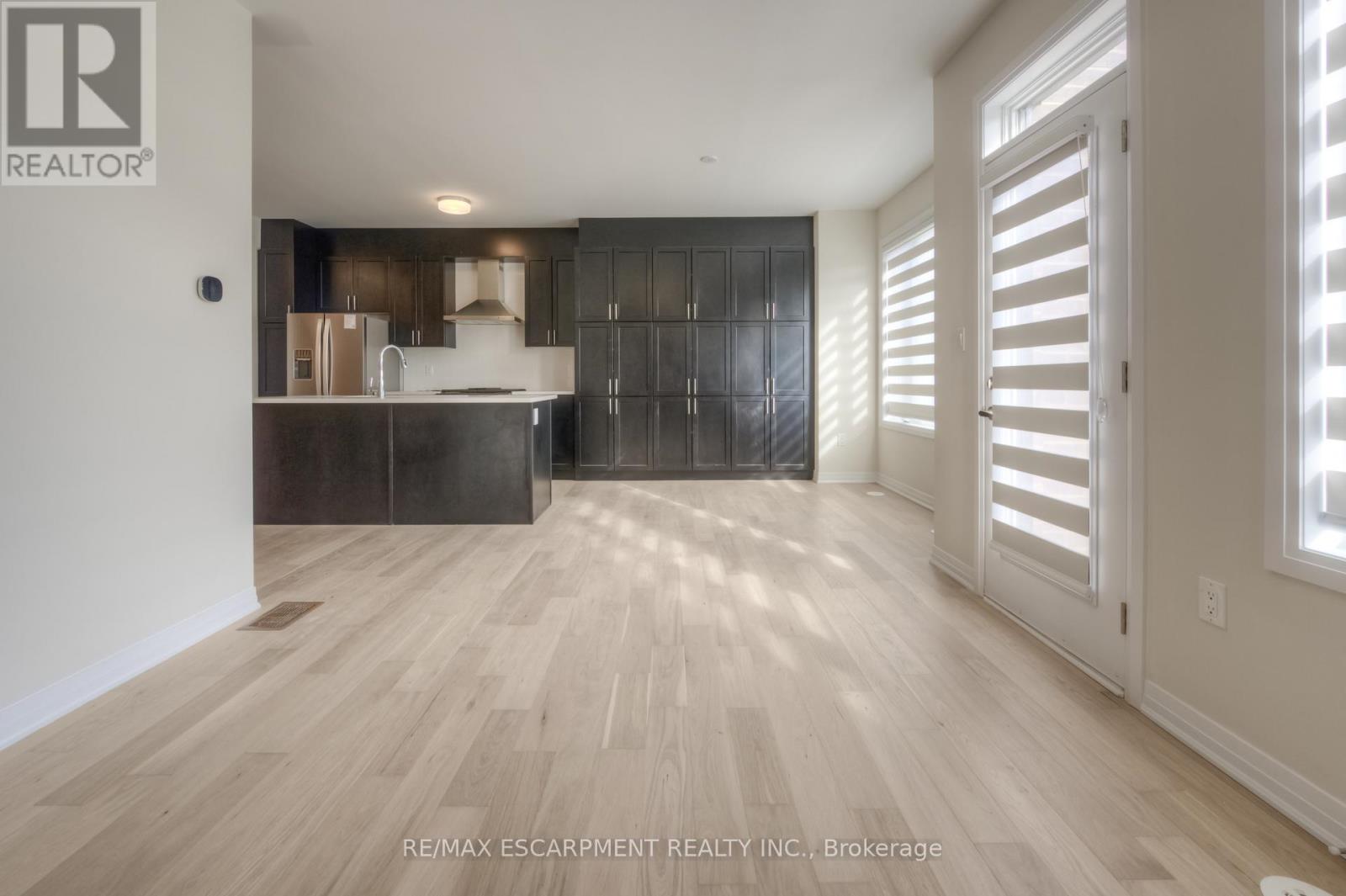 104 Settlers Road E, Oakville, Ontario L6H 7W5 - Photo 14 - W13440748