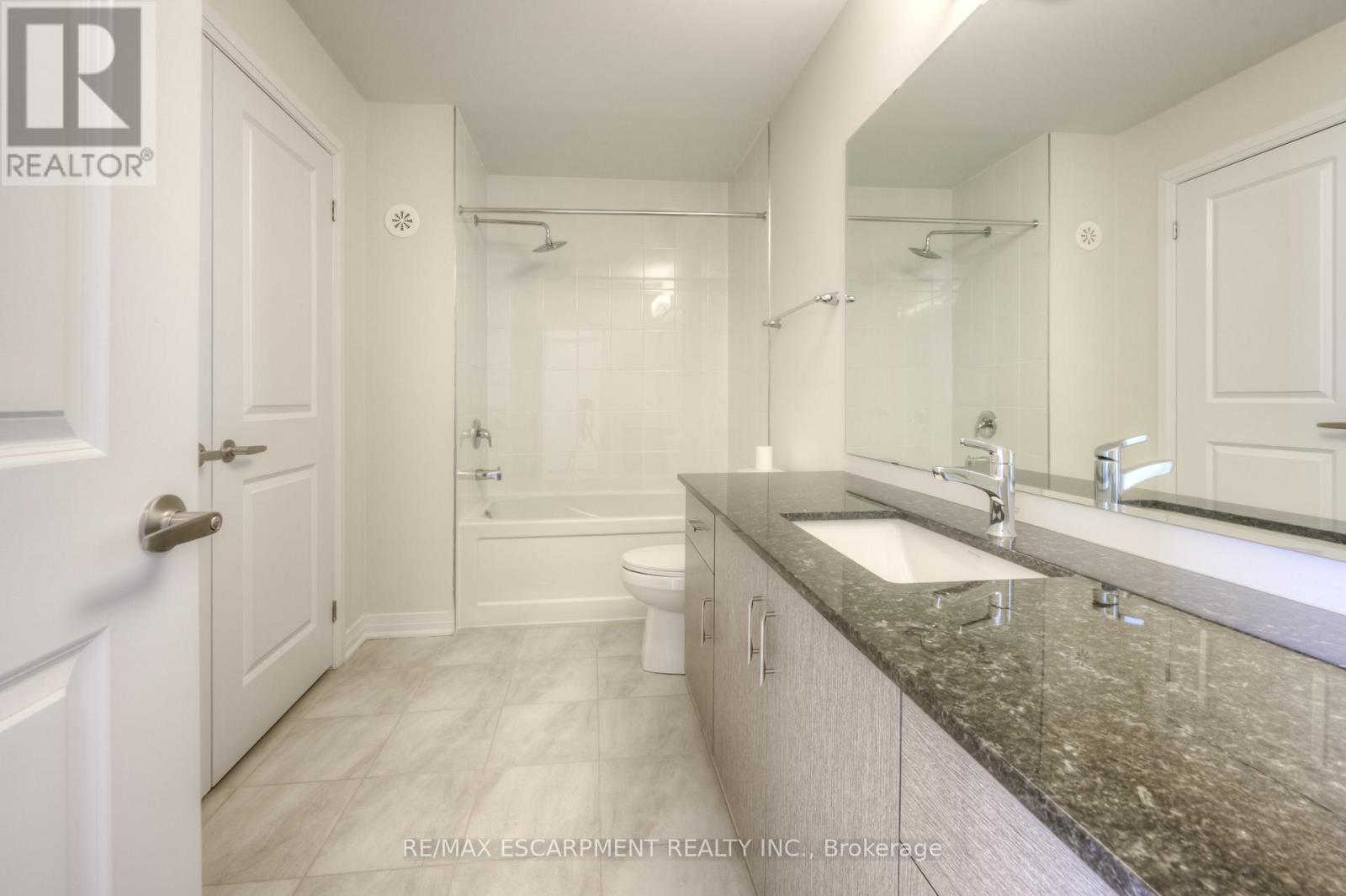 104 Settlers Road E, Oakville, Ontario L6H 7W5 - Photo 35 - W13440748
