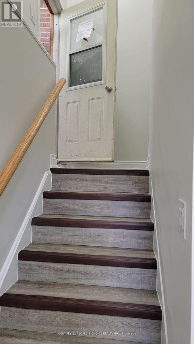 Lwr Lvl - 619 Trudale Court, Oakville, Ontario L6L 4H2 - Photo 3 - W13440770