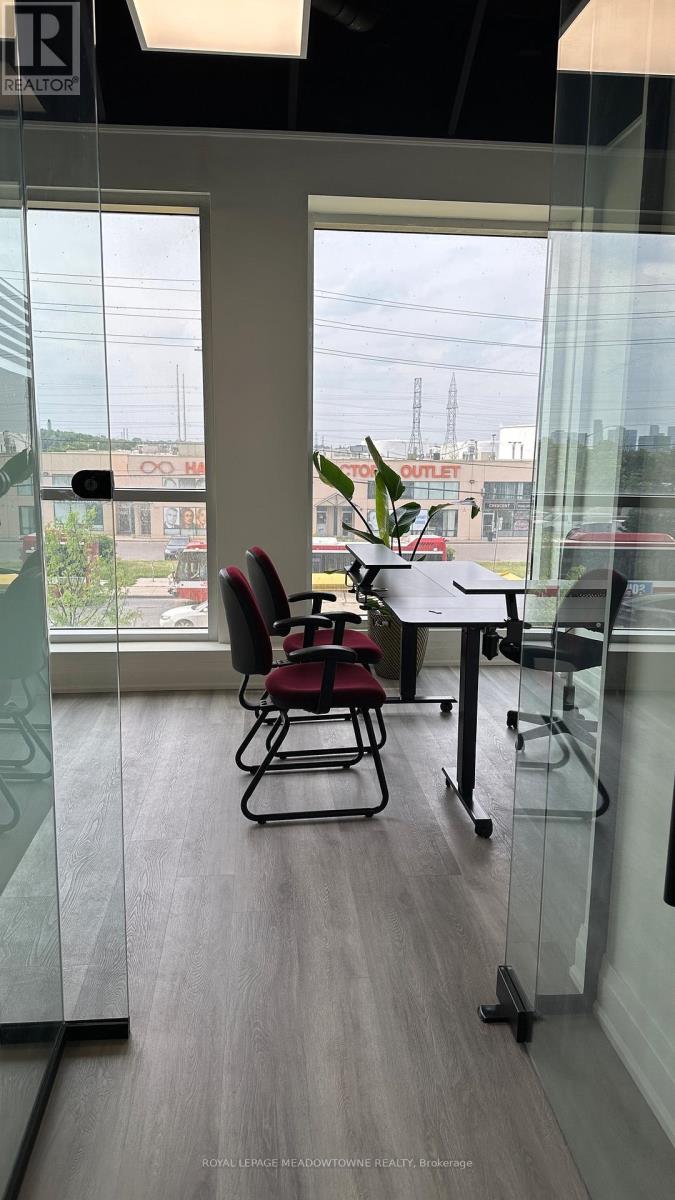 205 - 1275 Finch Avenue W, Toronto, Ontario M3J 0L5 - Photo 13 - W13440780