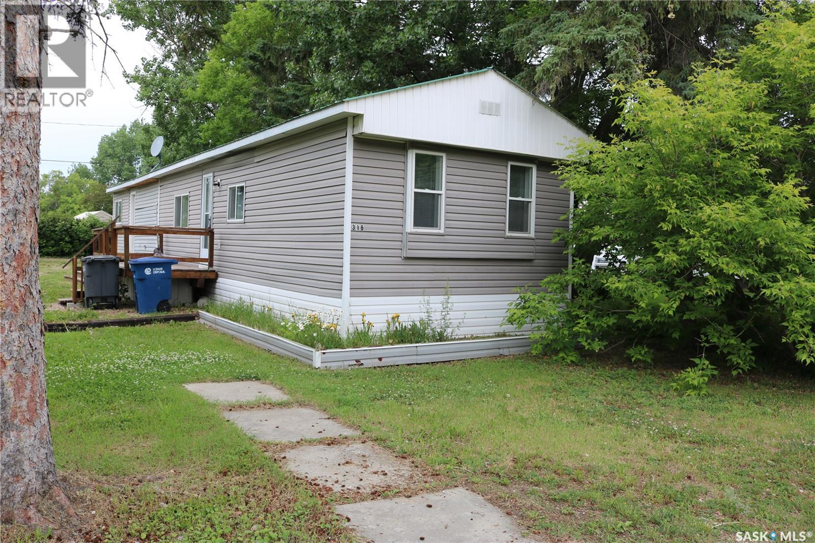 314-316 Main STREET, Maryfield, Saskatchewan