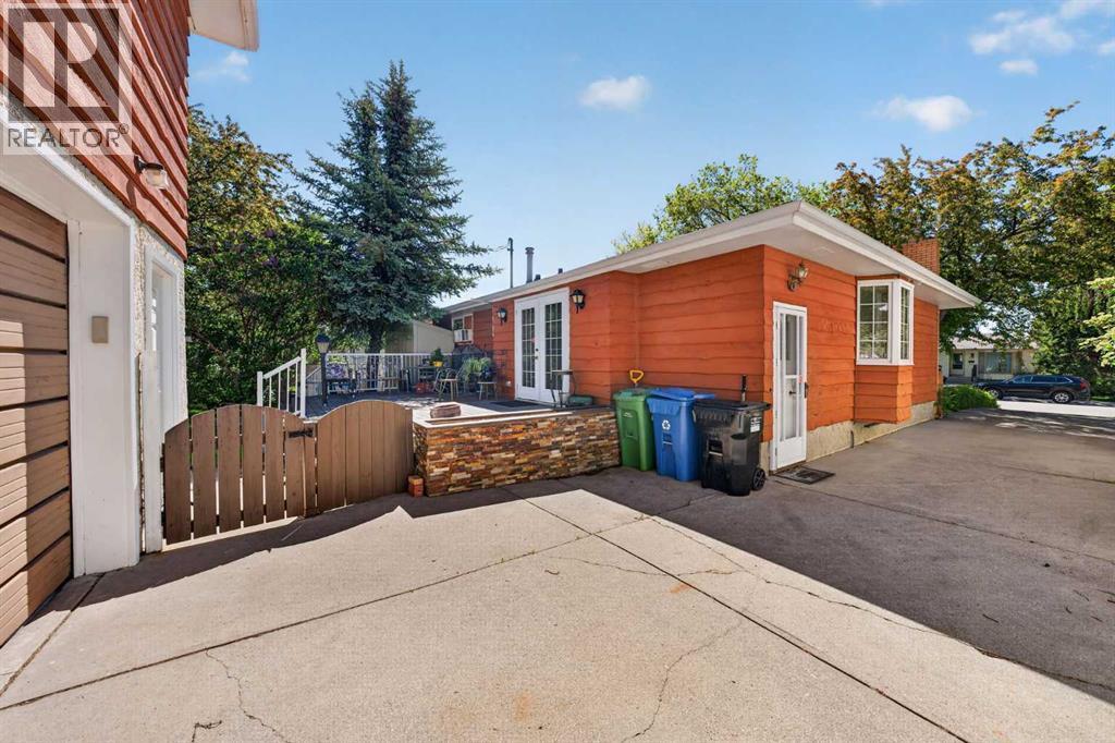 740 Hunterston Crescent Nw, Calgary, Alberta  T2K 4N2 - Photo 27 - A2312853