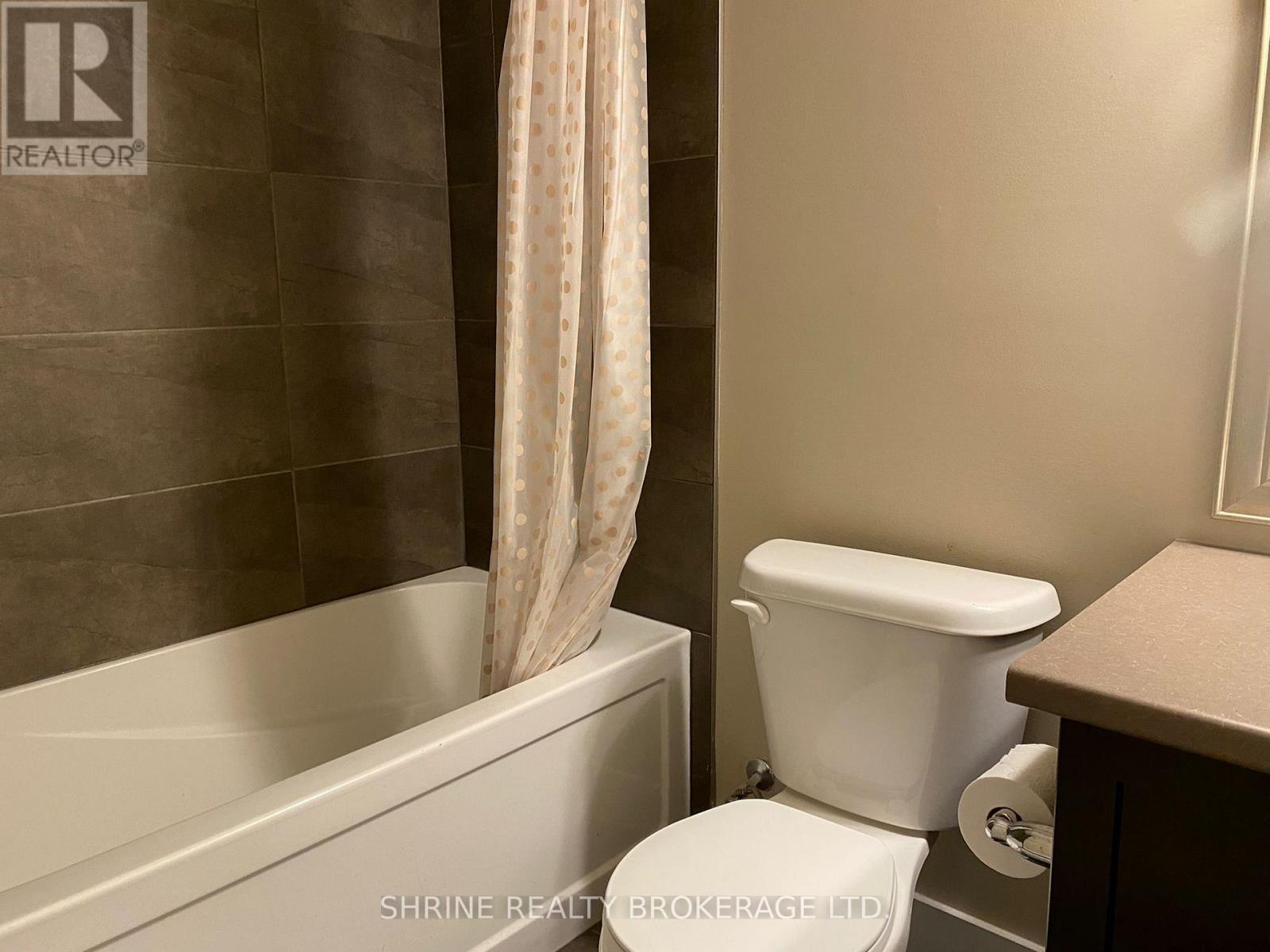 117 - 1960 Dalmagarry Road, London North, Ontario  N6G 0T8 - Photo 6 - X13440804