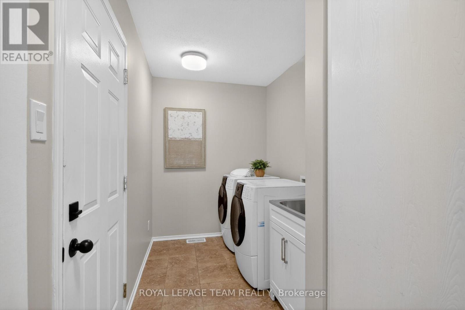 121 Muskego Crescent, Ottawa, Ontario  K2W 1H6 - Photo 23 - X13440840