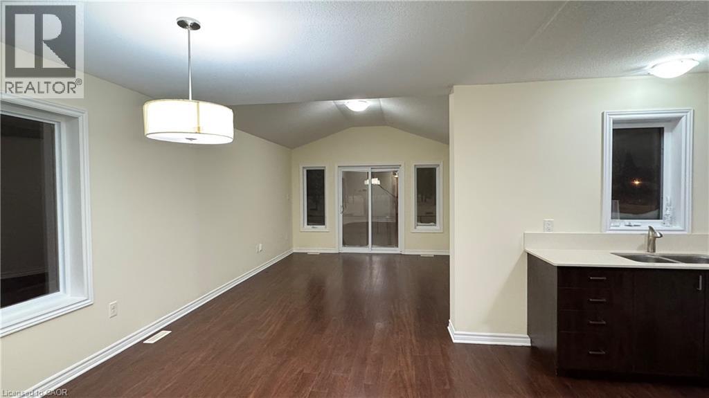 1357 Michael Circle, London, Ontario  N5V 0B8 - Photo 8 - 40839280