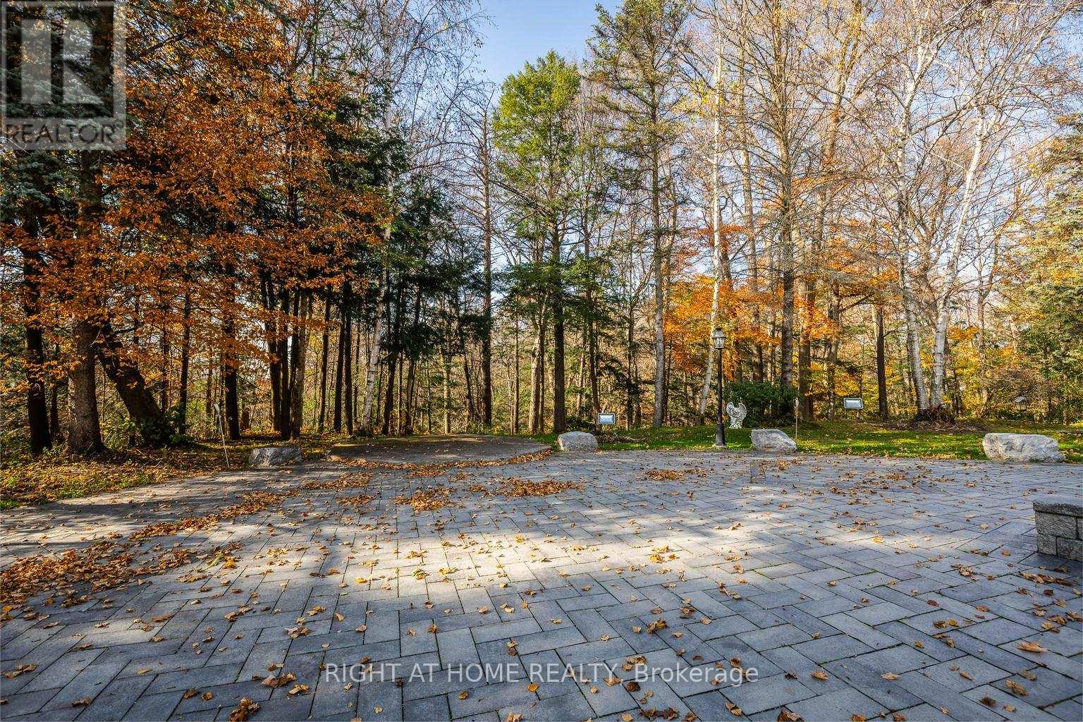 38 Sugarbush Court, Vaughan (East Woodbridge), Ontario  L4L 2Z2 - Photo 49 - N13440822