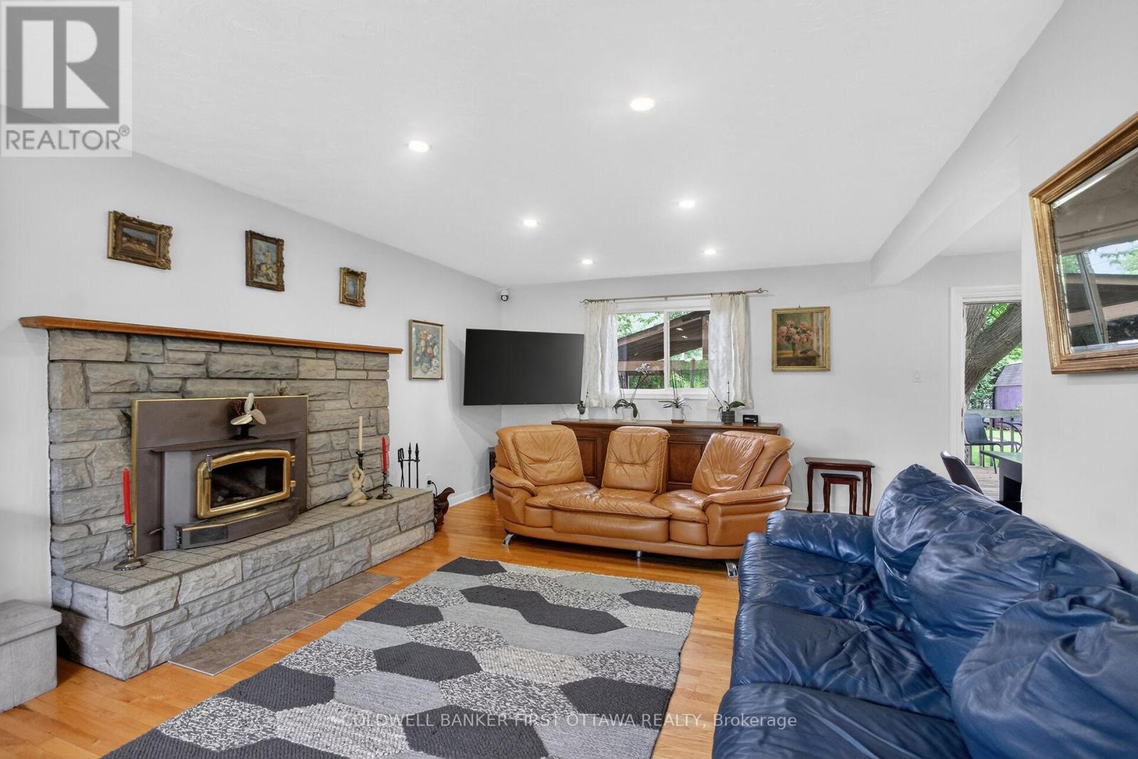 2061 Balharrie Avenue, Ottawa, Ontario  K1G 1G2 - Photo 6 - X13169164