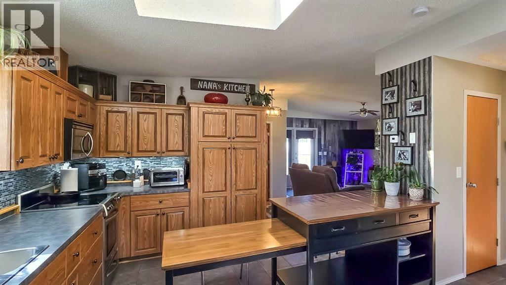 3078, 25074 South Pine Lake Road, Rural Red Deer County, Alberta  T0M 1R0 - Photo 9 - A2319760