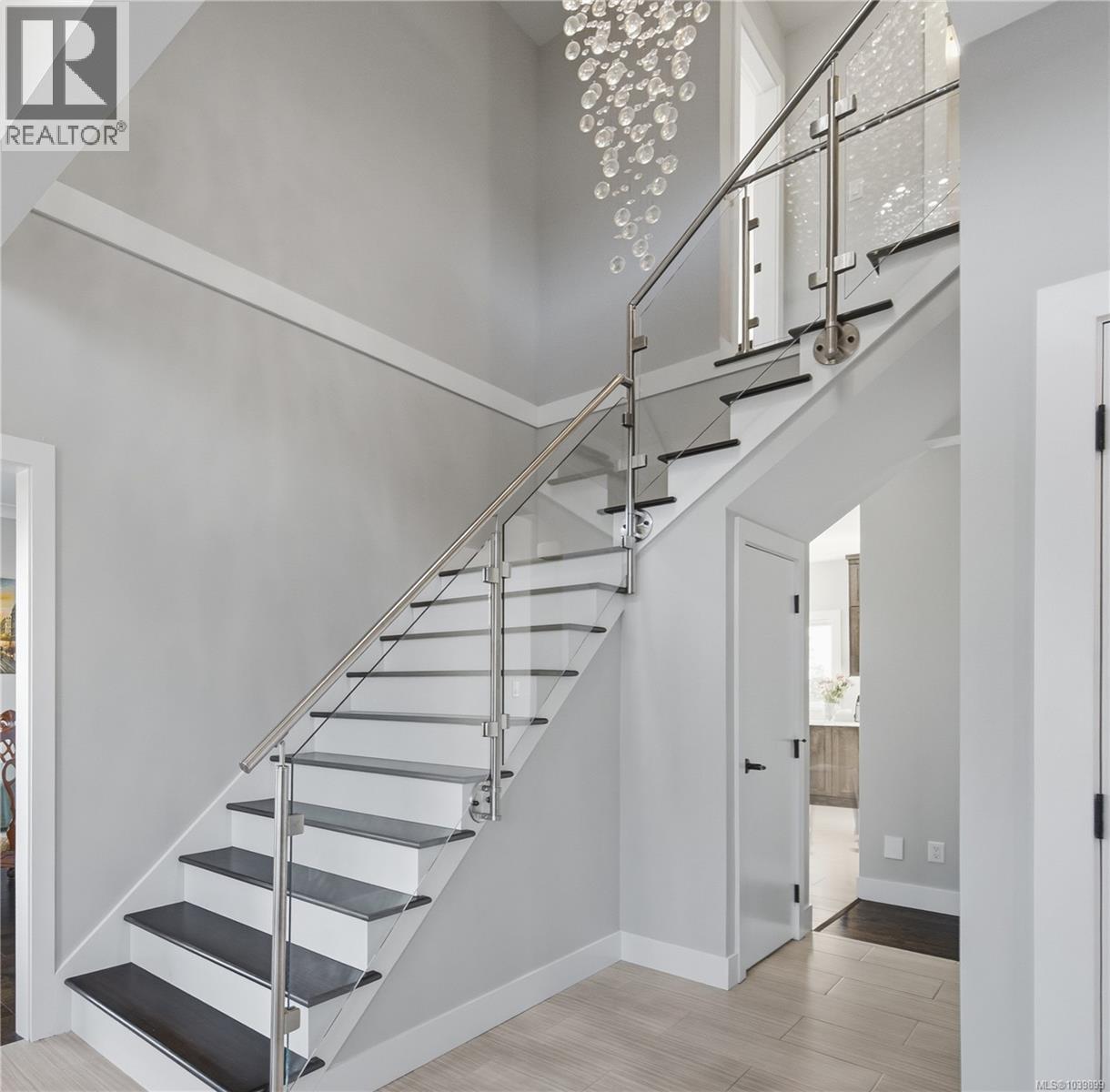 8711 Bourne Terr, North Saanich, British Columbia  V8L 1L8 - Photo 12 - 1039899