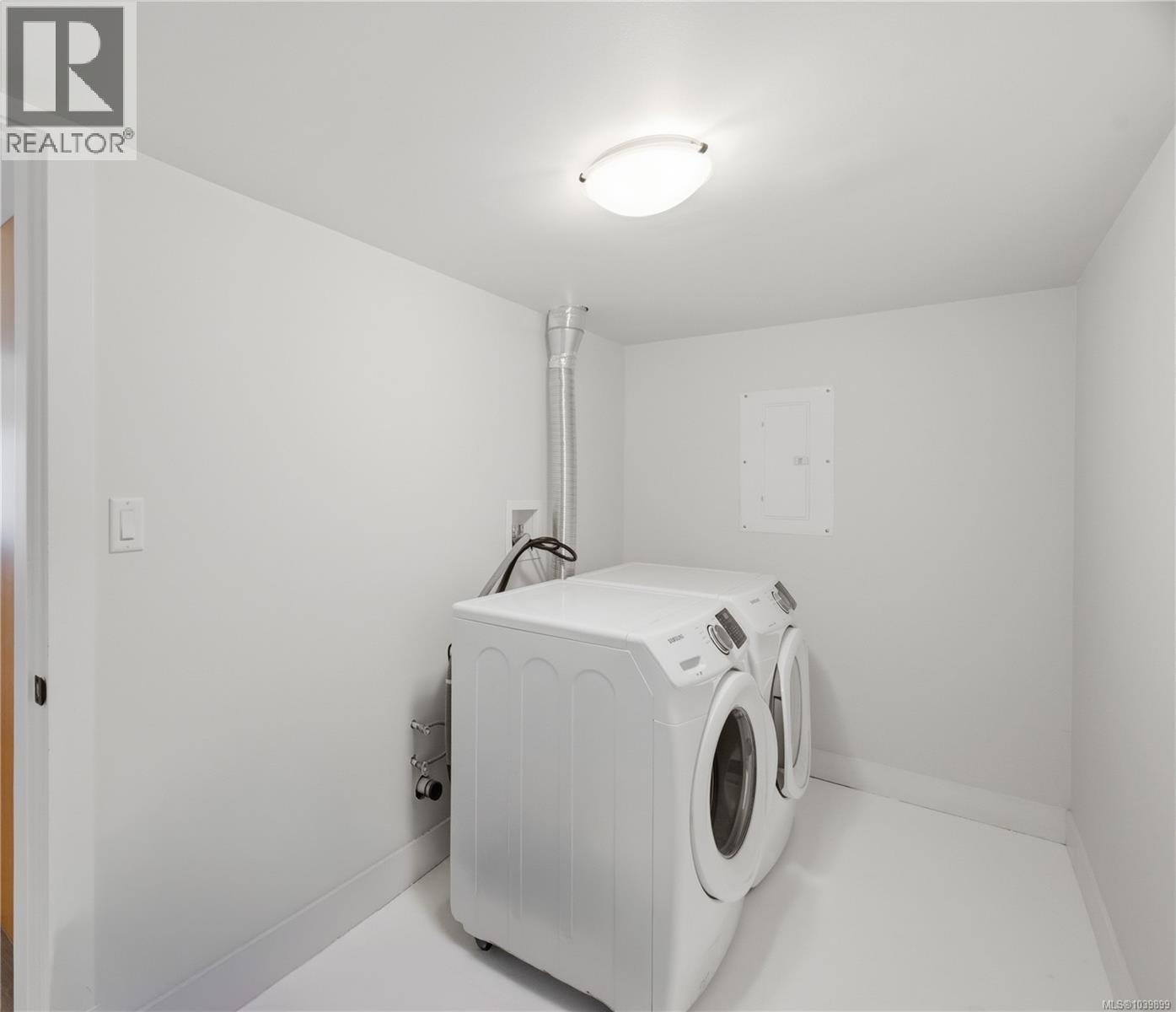 8711 Bourne Terr, North Saanich, British Columbia  V8L 1L8 - Photo 35 - 1039899