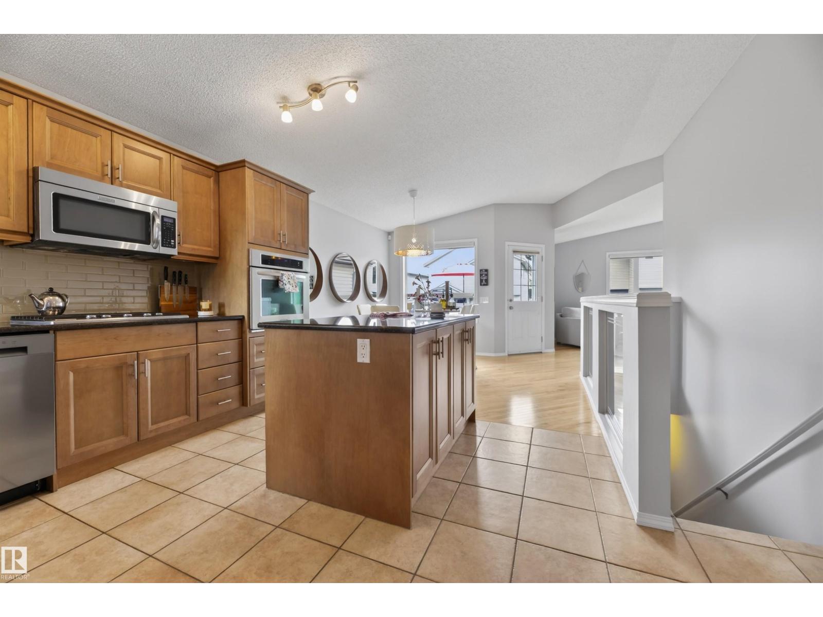 233 Foxboro Cv, Sherwood Park, Alberta  T8A 6N8 - Photo 10 - E4493572