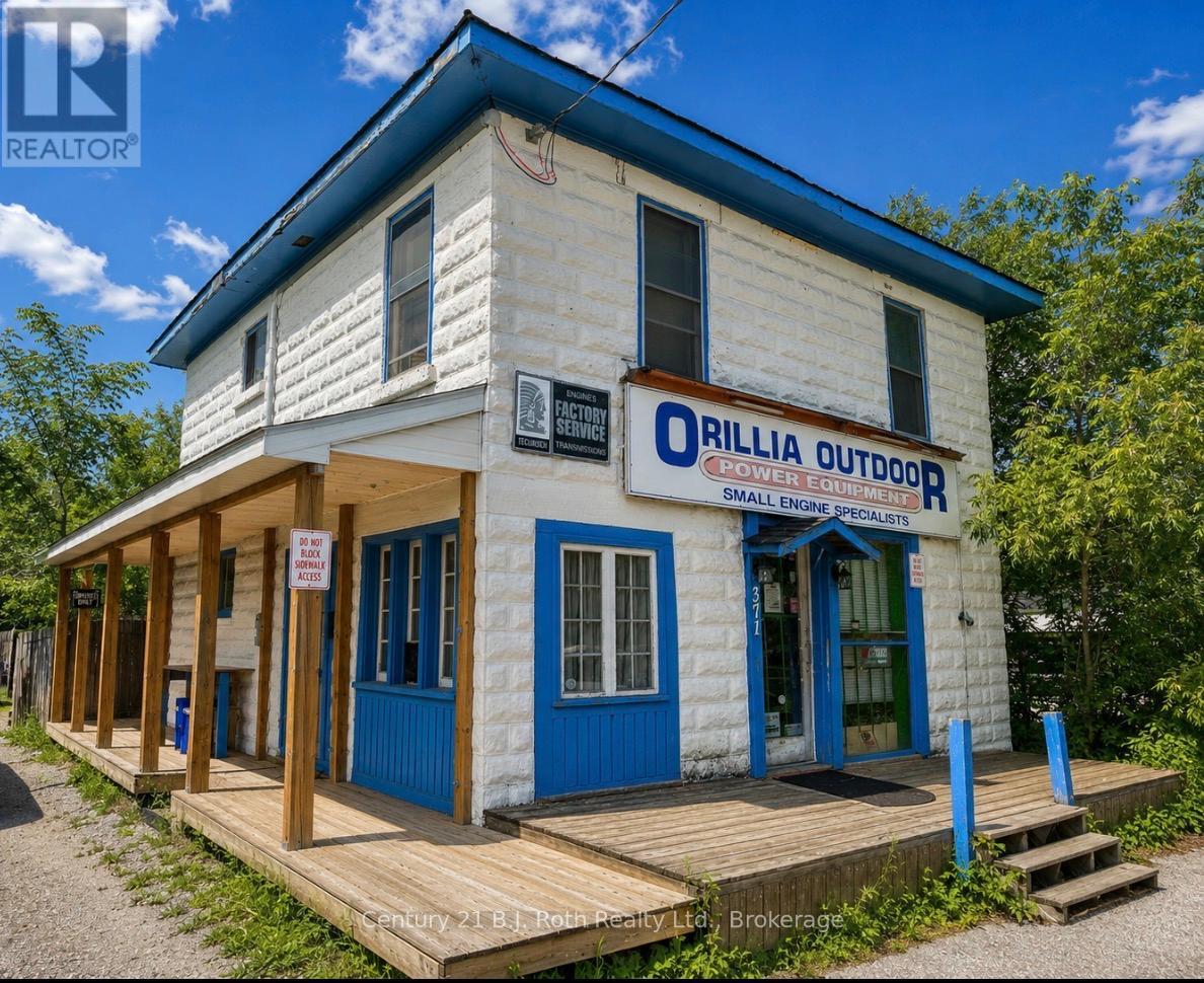 371 WEST STREET N, Orillia, Ontario