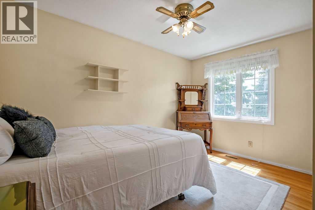 1112 Lake Sylvan Place Se, Calgary, Alberta  T2J 2P6 - Photo 19 - A2320598