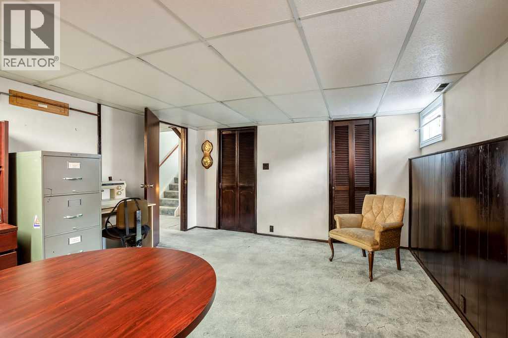 1112 Lake Sylvan Place Se, Calgary, Alberta  T2J 2P6 - Photo 26 - A2320598