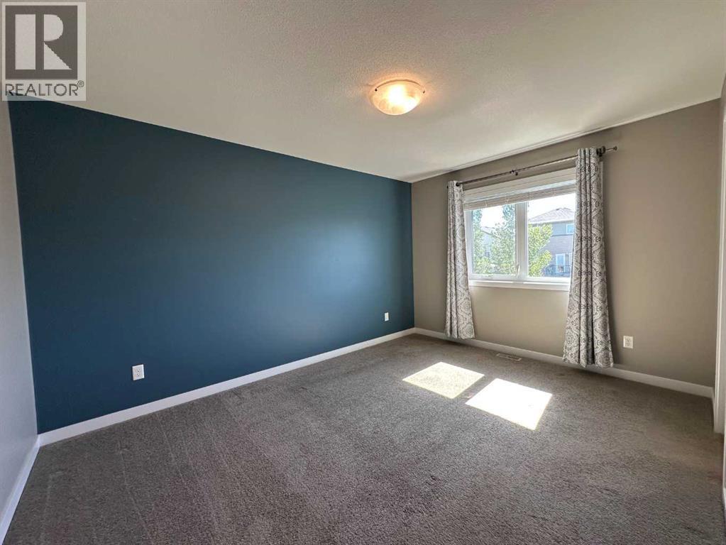 240 Lasalle Terrace W, Lethbridge, Alberta  T1J 5G9 - Photo 5 - A2320529