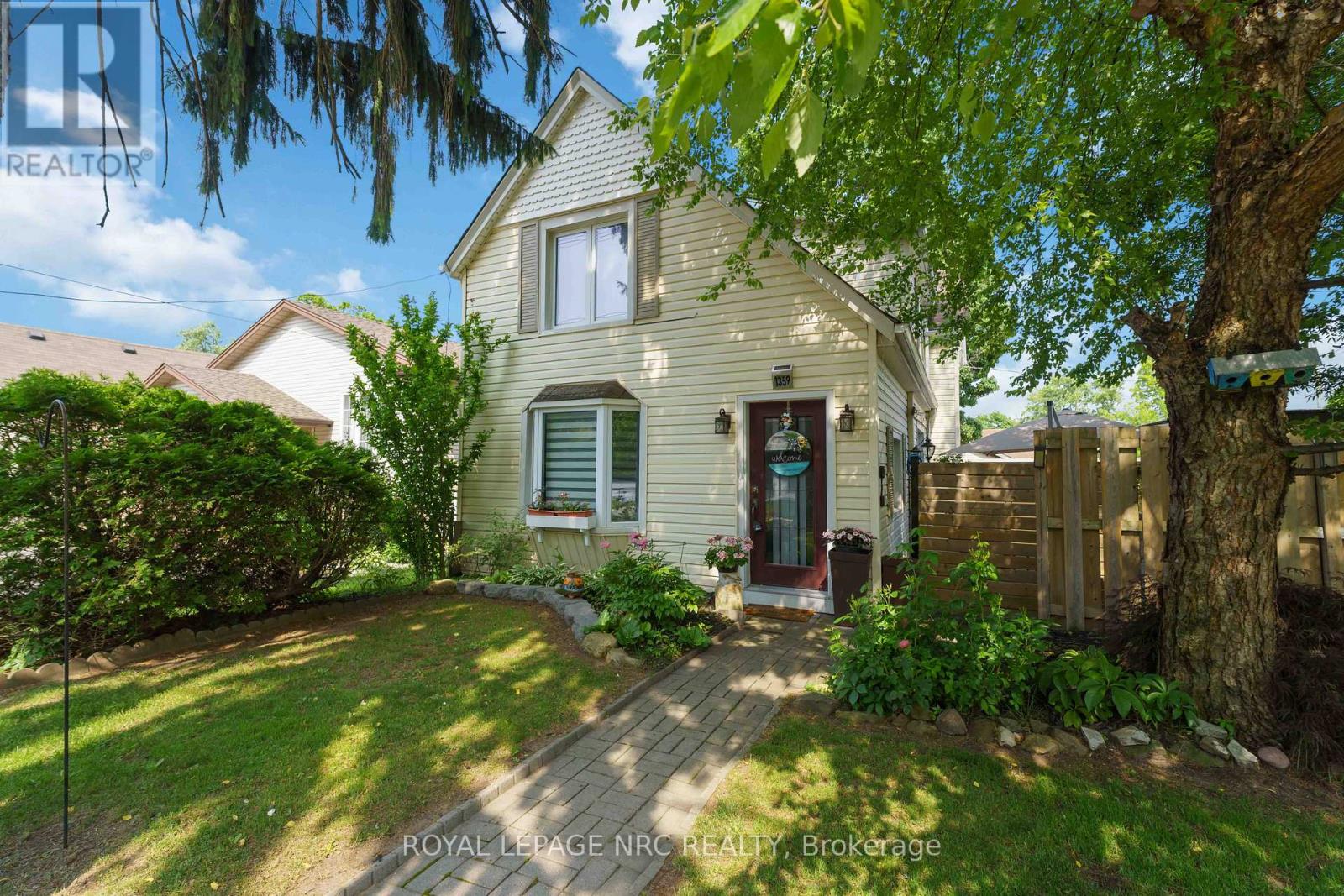 1359 PELHAM STREET S, Pelham, Ontario