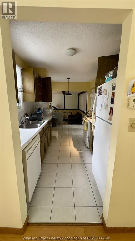 9966 Asgard, Windsor, Ontario  N8R 1E2 - Photo 17 - 26013966