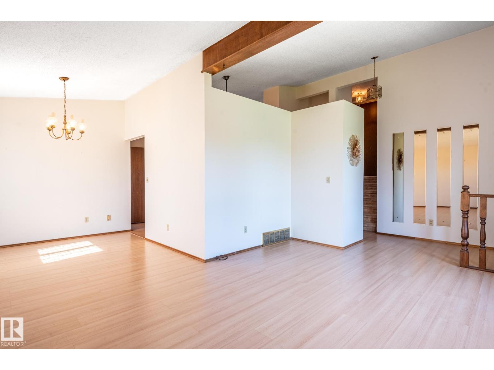 14504 30 St Nw, Edmonton, Alberta  T5Y 2C3 - Photo 6 - E4493588
