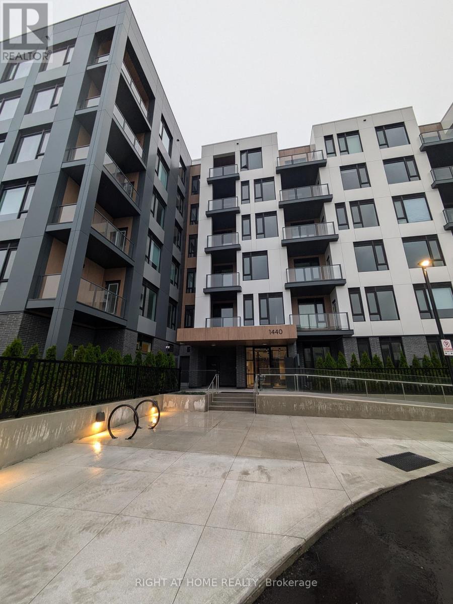 102 - 1440 CLARRIAGE COURT, Milton, Ontario