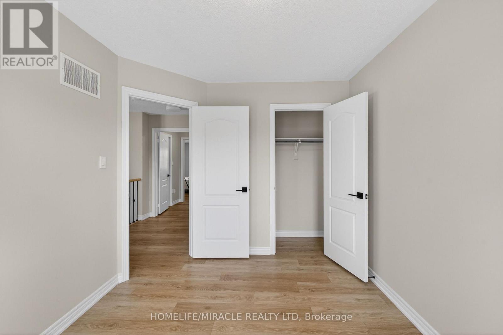 39 Matthew Harrison Street, Brampton, Ontario  L6P 3H3 - Photo 24 - W13439406