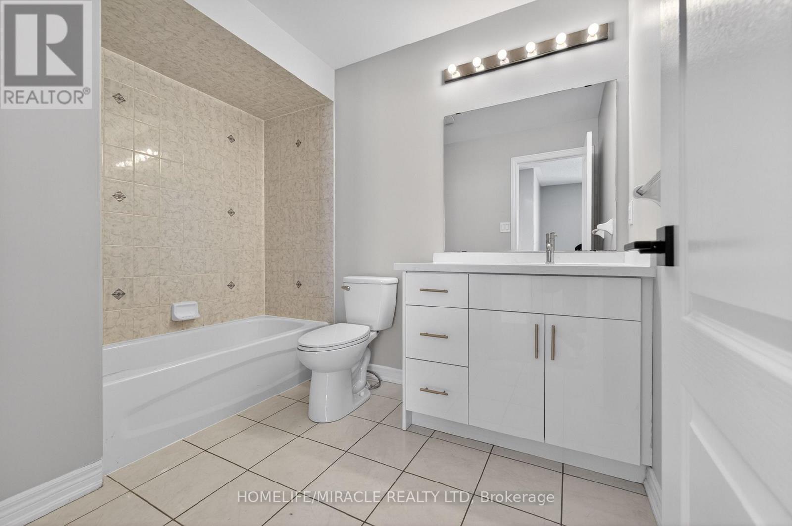 39 Matthew Harrison Street, Brampton, Ontario  L6P 3H3 - Photo 27 - W13439406