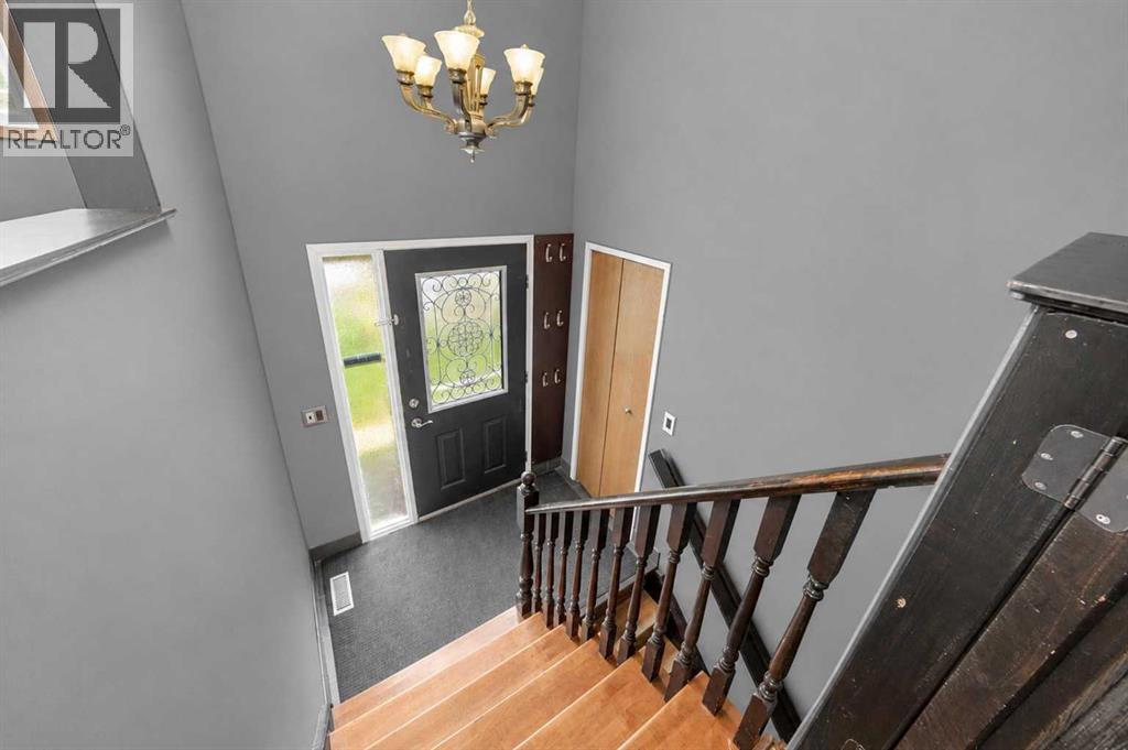 15 Mclean Street, Red Deer, Alberta  T4R 1T6 - Photo 9 - A2319642