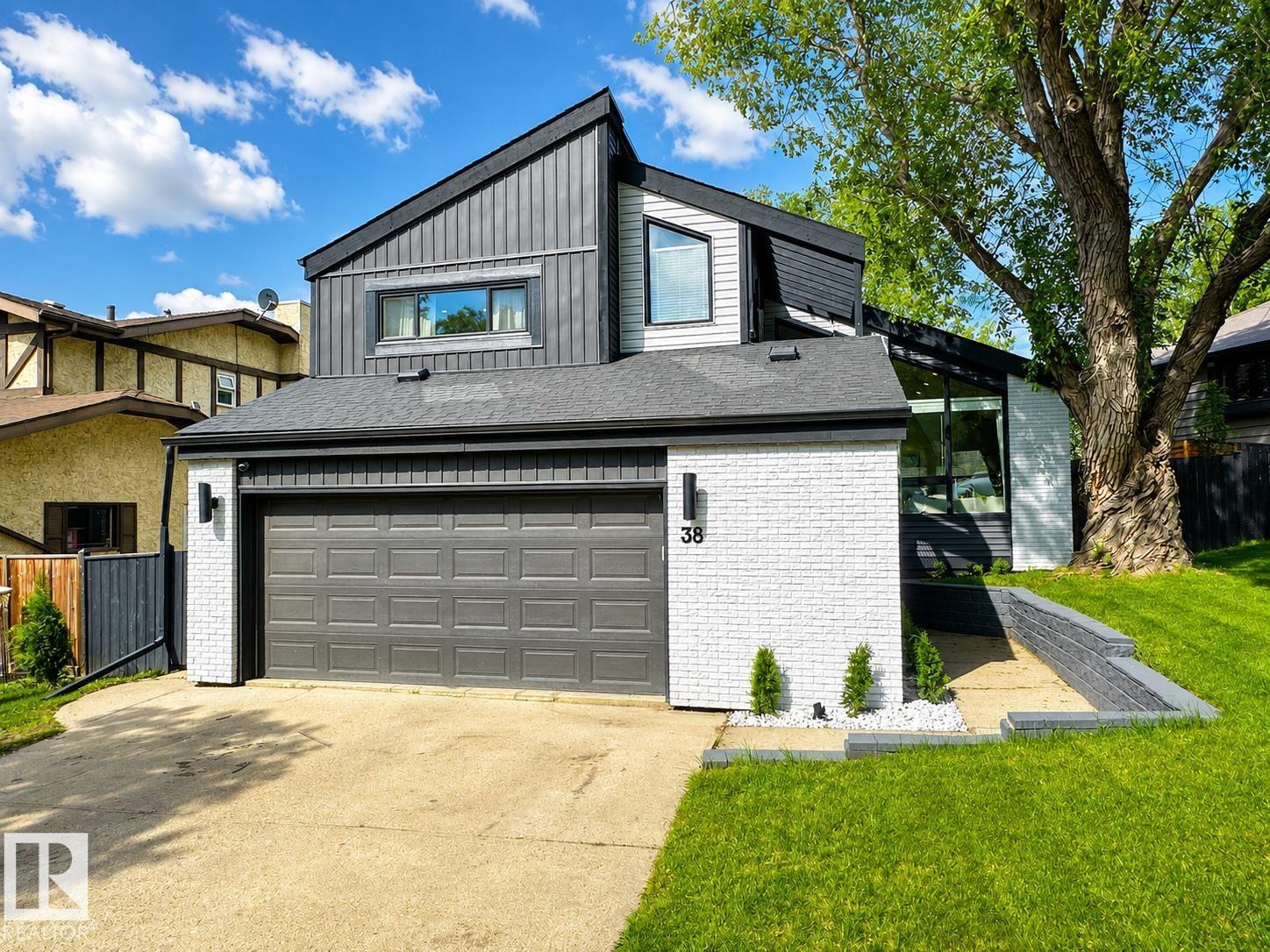 38 WOODCREST AV, St. Albert, Alberta