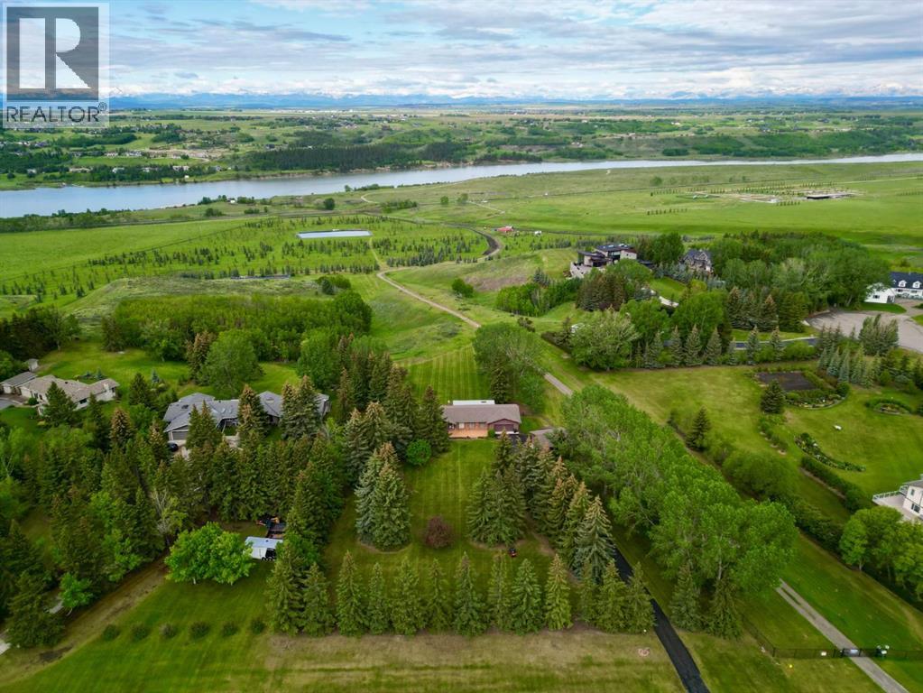 119 Bearspaw Village Crescent, Rural Rocky View County, Alberta  T3L 2P2 - Photo 1 - A2320104