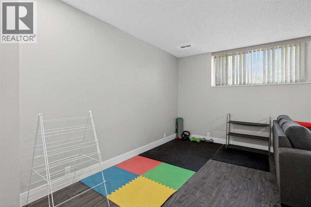 76 Ranchridge Drive Nw, Calgary, Alberta  T3G 1W2 - Photo 24 - A2320111