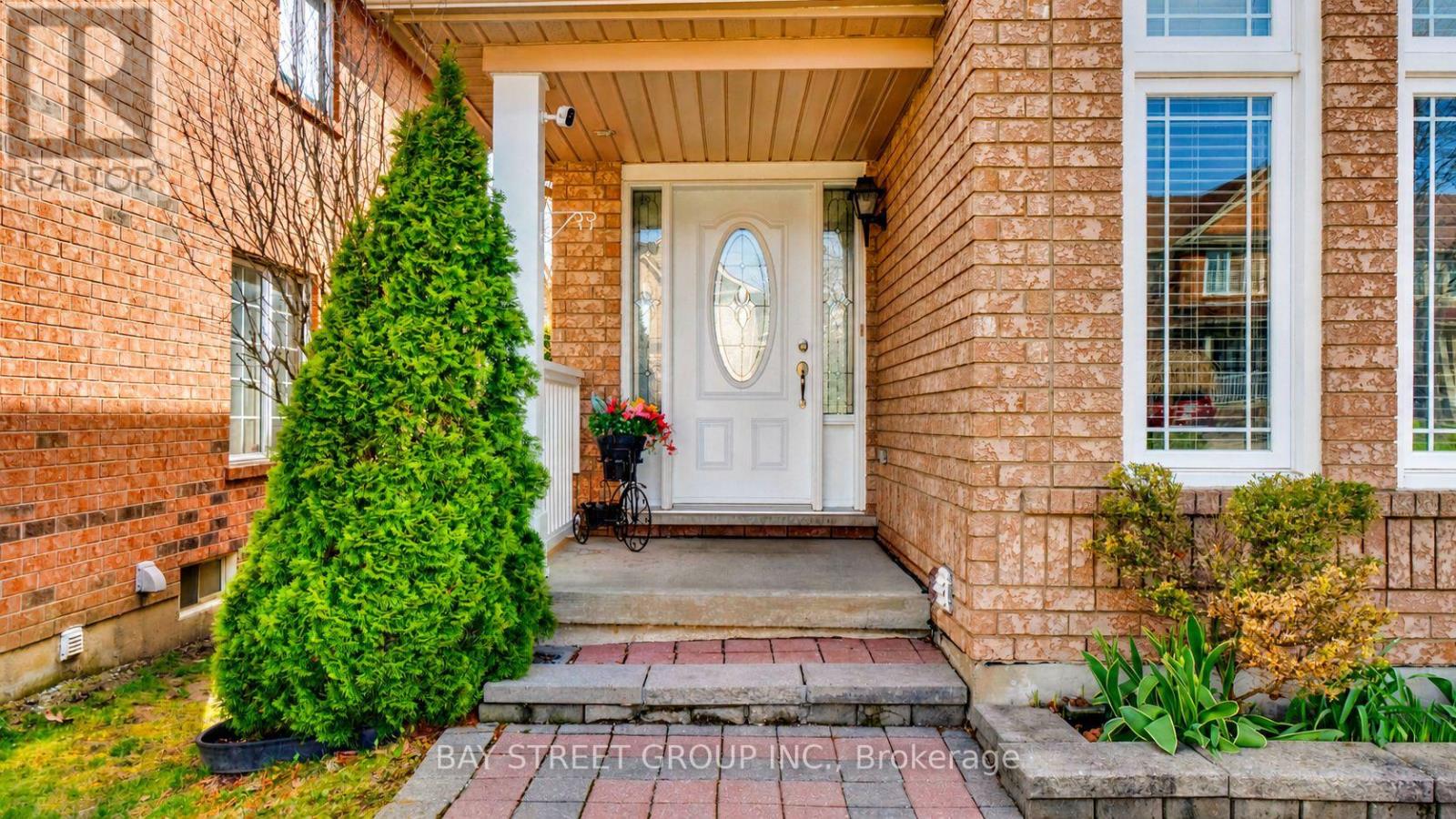 3158 Rock Harbour Road, Mississauga, Ontario  L5B 4G4 - Photo 7 - W13440966