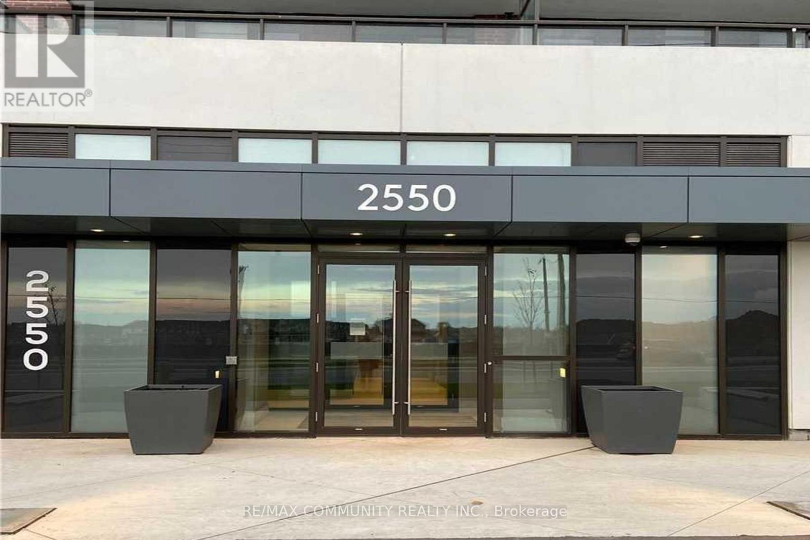 2402 - 2550 Simcoe Street N, Oshawa, Ontario  L1L 0R5 - Photo 3 - E13437036
