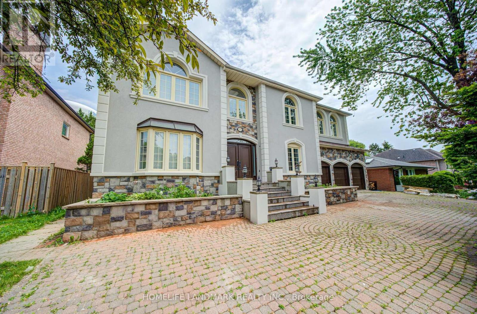 21 Kirkdale Crescent, Toronto, Ontario M3B 2J7 - Photo 6 - C12985148