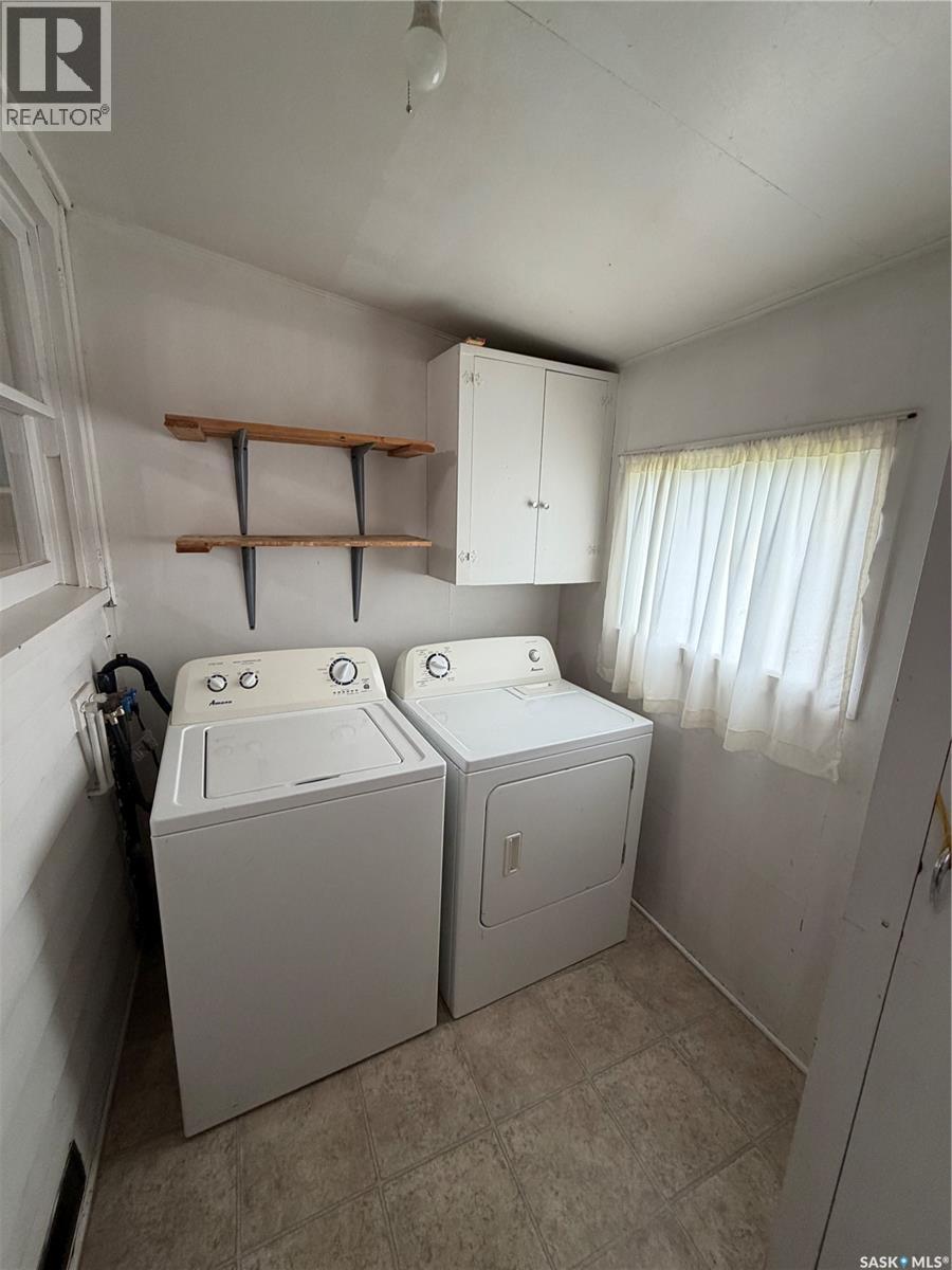 1225 Atkinson Street, Regina, Saskatchewan  S4N 3V7 - Photo 10 - SK039191