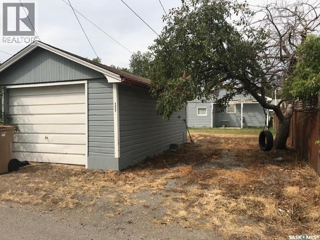 1225 Atkinson Street, Regina, Saskatchewan  S4N 3V7 - Photo 14 - SK039191
