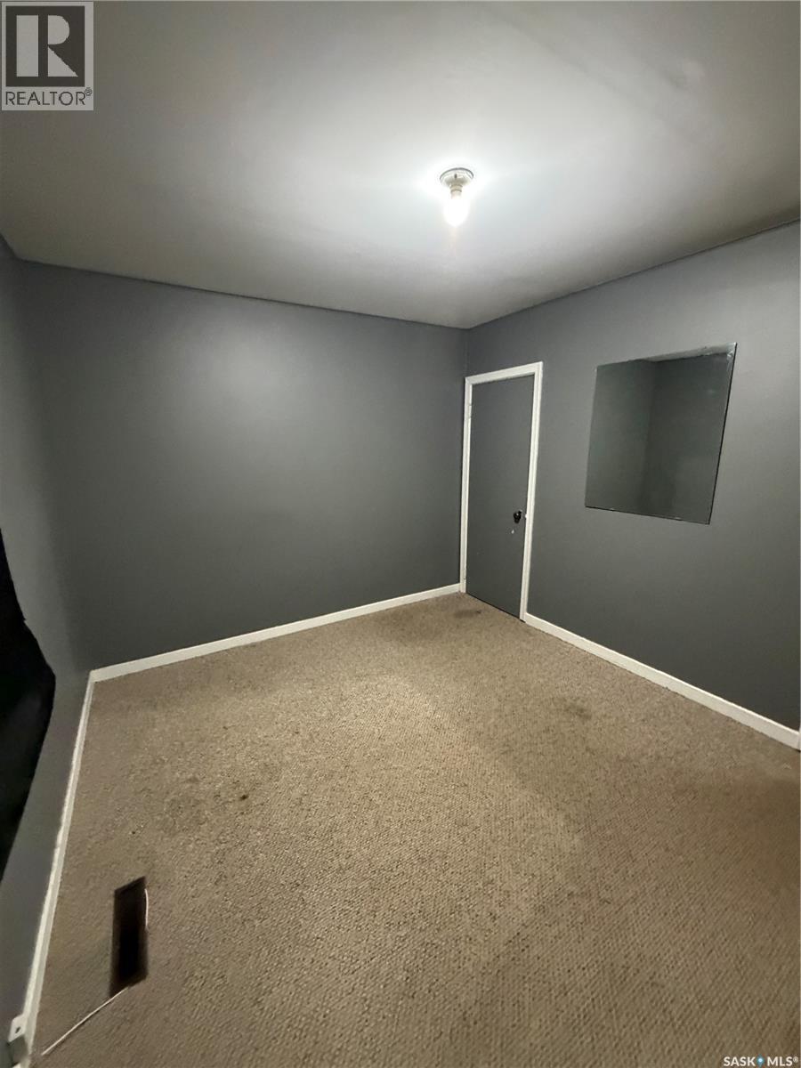 1225 Atkinson Street, Regina, Saskatchewan  S4N 3V7 - Photo 7 - SK039191
