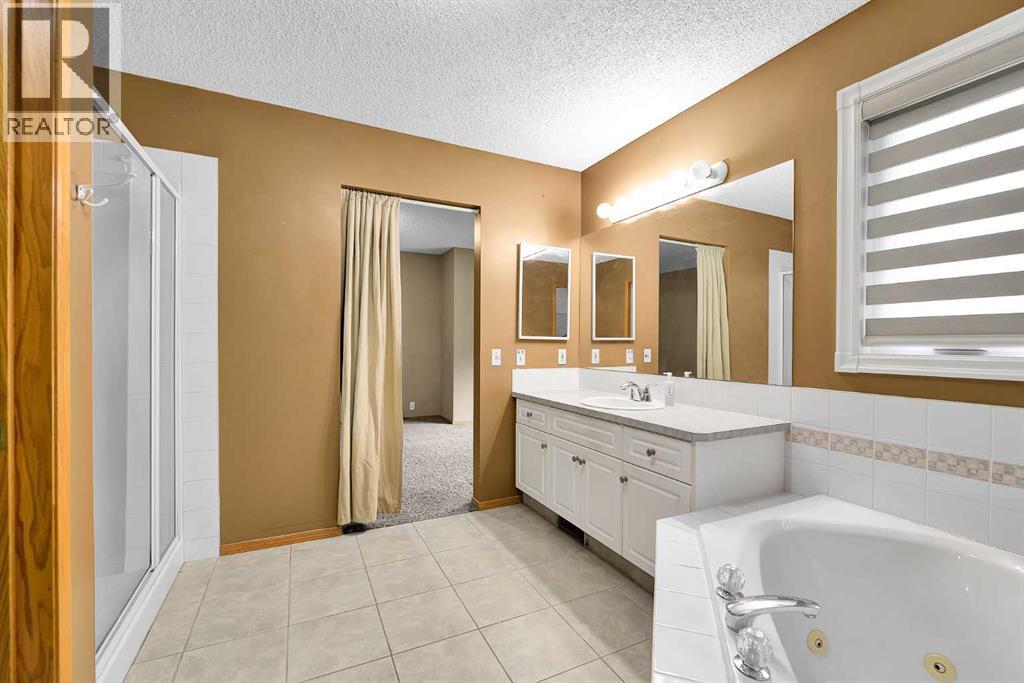 332 Harvest Hills Drive Ne, Calgary, Alberta  T3K 4H7 - Photo 25 - A2288215