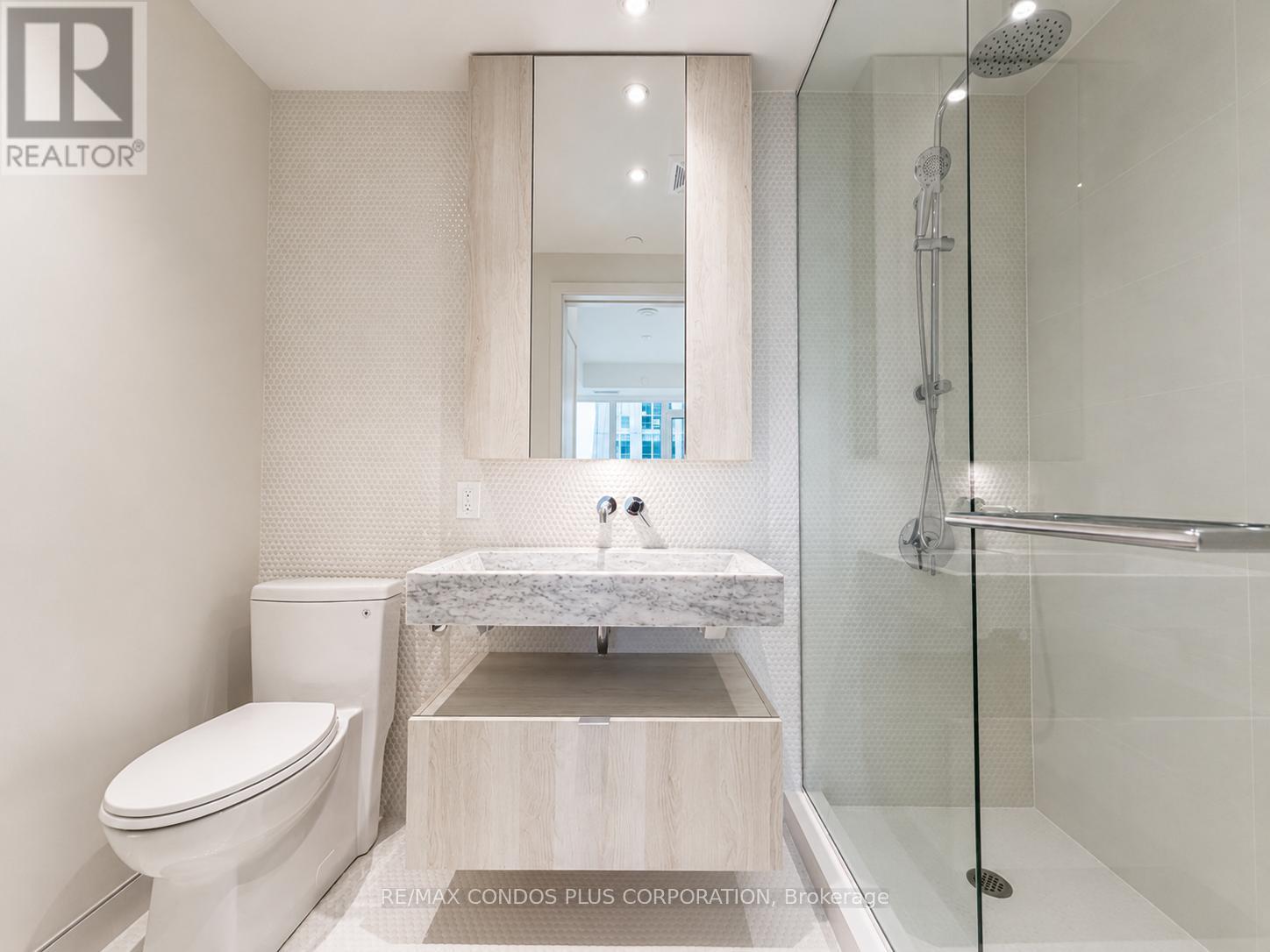 3907 - 11 Yorkville Avenue, Toronto, Ontario  M4W 0B7 - Photo 17 - C13440978