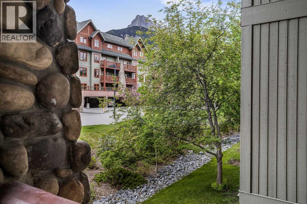 205, 170 Crossbow Place, Canmore, Alberta  T1W 3H4 - Photo 15 - A2318058