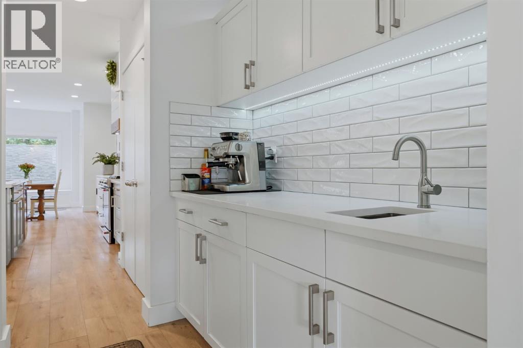 266 Somme Avenue SW, Calgary, Alberta  T2T 5J9 - Photo 9 - A2320565