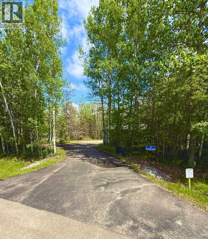 33 Parkland Avenue, Parkland Beach, Alberta  T0C 2J0 - Photo 2 - A2319867