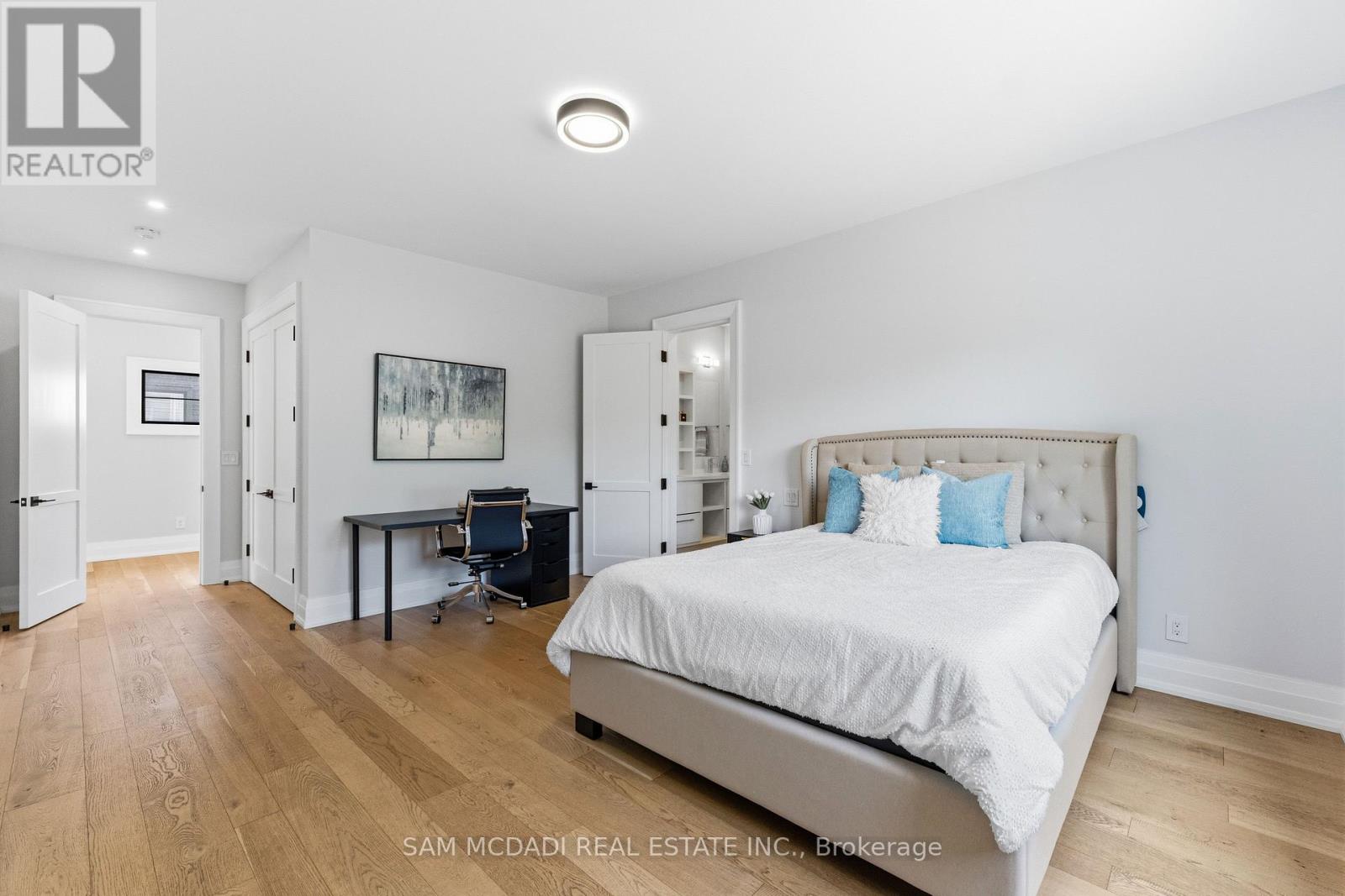 584 Fourth Line, Oakville, Ontario  L6L 5A7 - Photo 24 - W13162726